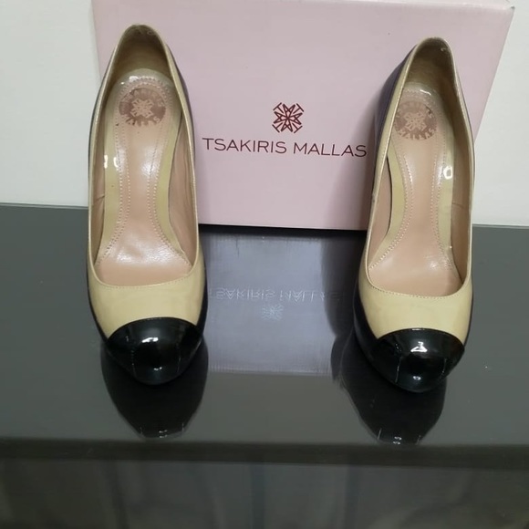 Shoes - Picture 2 of 5